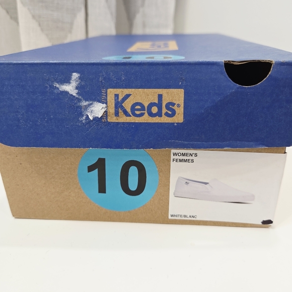 Keds White Slip‑On Canvas Sneakers – Size 10 – New in Box - Picture 9 of 9